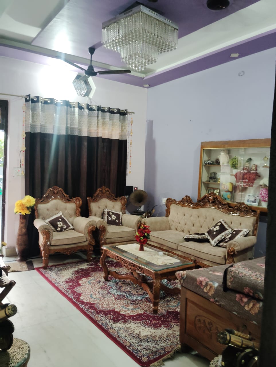 6 BHK independent house for sale in Sonipat Preet Vihar, I.T.I. Chowk 227 yards @ 13500000 negoitable